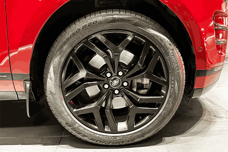 RANGE ROVER EVOQUE P300 R-DYNAMIC HSE